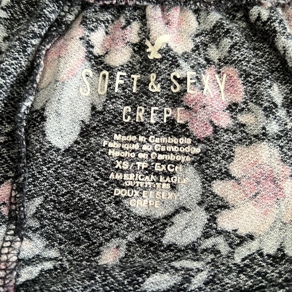 Floral Top - American Eagle - Picture 2 of 2